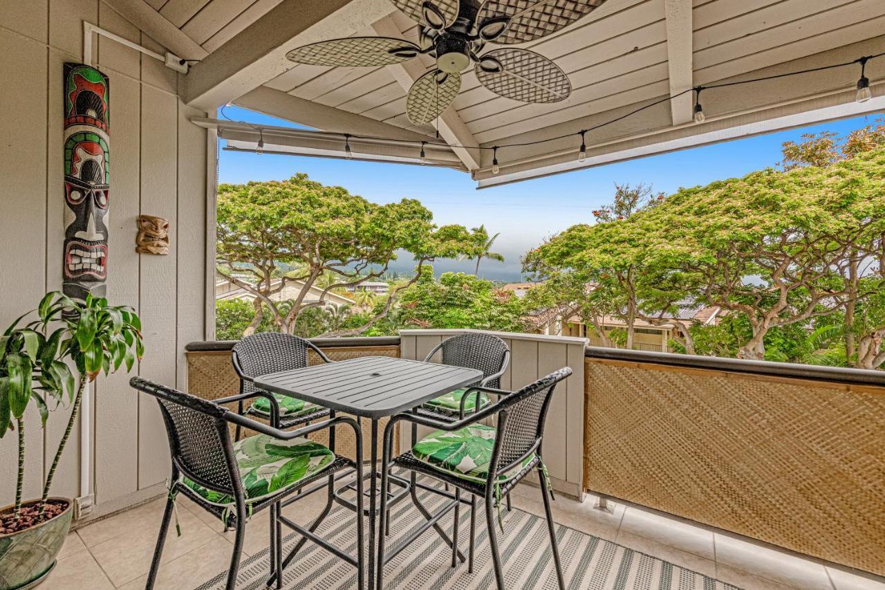 A Little Aloha Apartment *